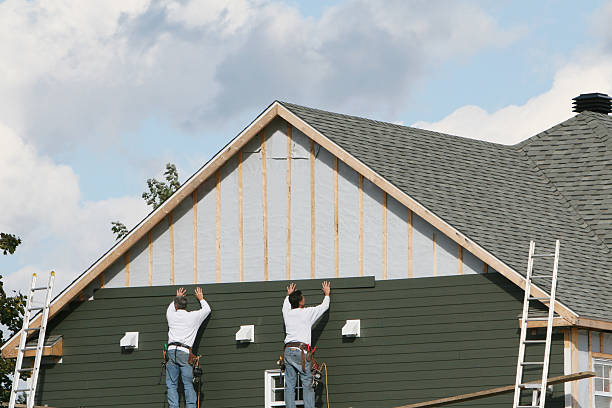 Professional Siding Contractor technician working in South Bloomingville, OH